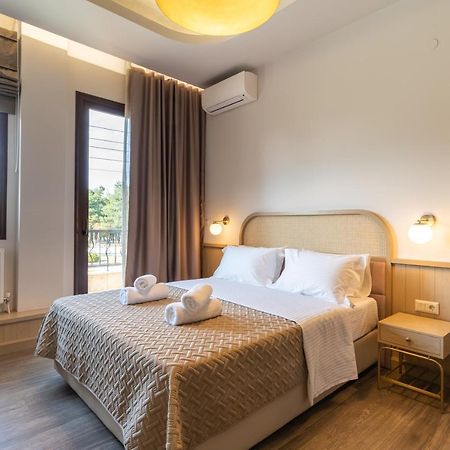 Lydia Suites And Rooms Літохоро Екстер'єр фото