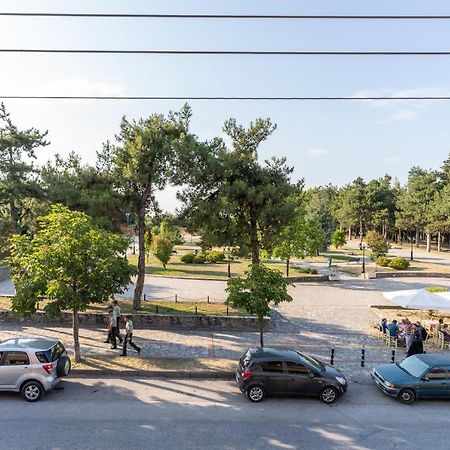 Lydia Suites And Rooms Літохоро Екстер'єр фото